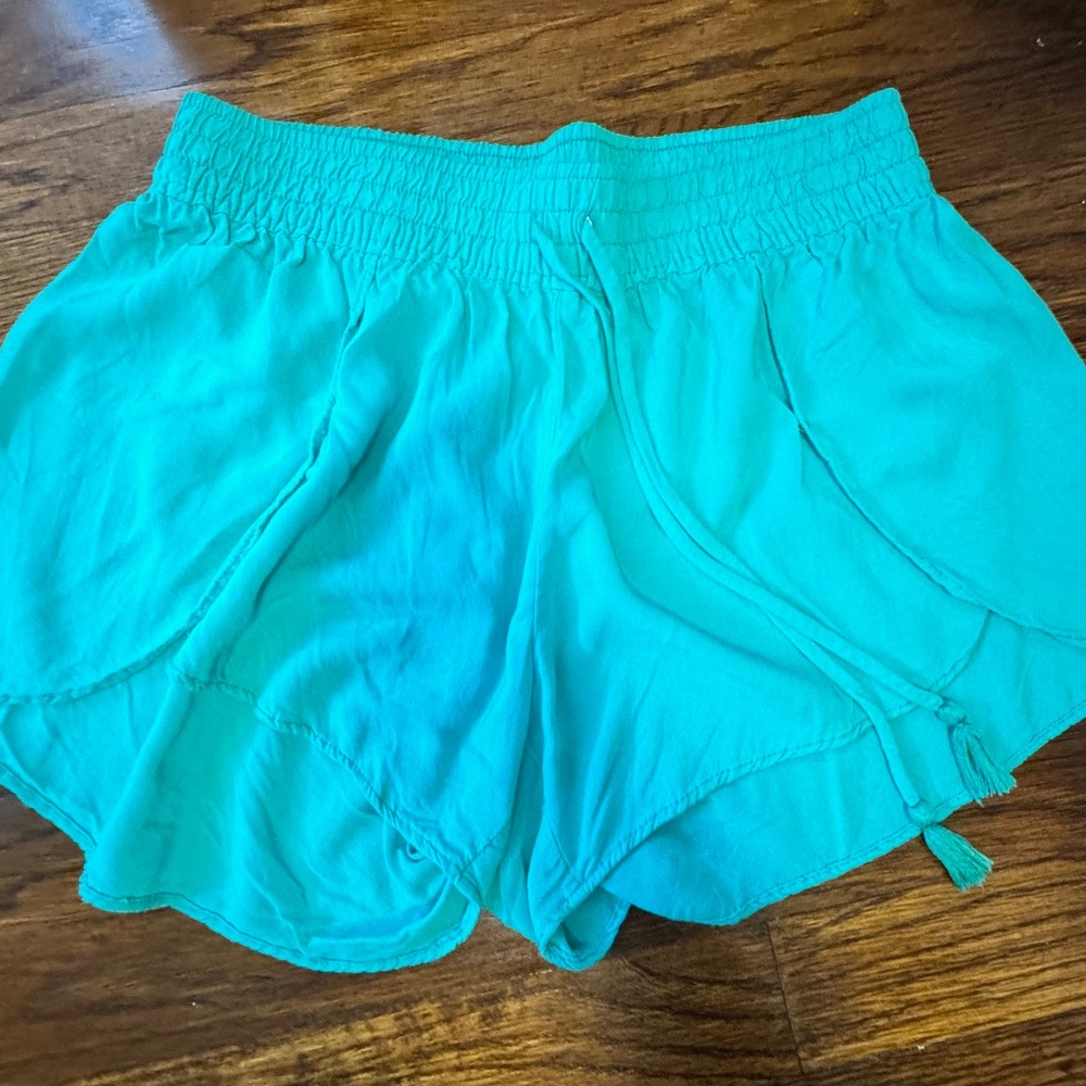 Aerie High Waisted pull on short